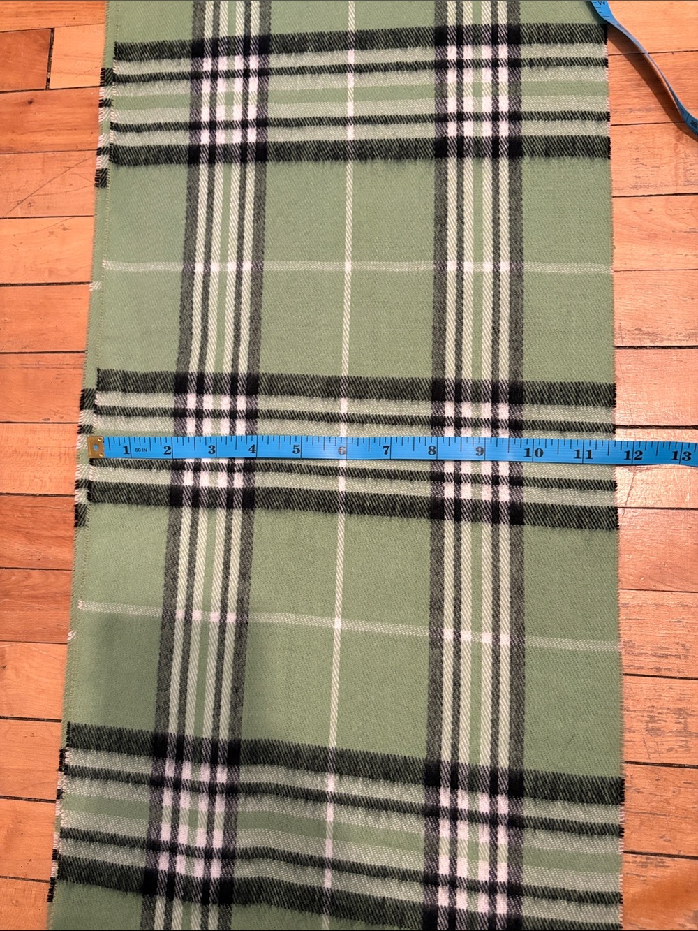 Cashmere Scarf - Picture 10 of 10